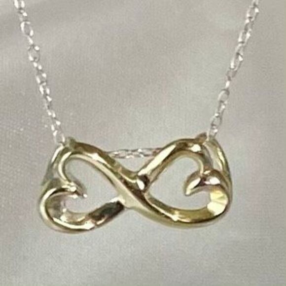 AQA Sterling Silver “Sisters” Heart Pendant - Picture 6 of 10